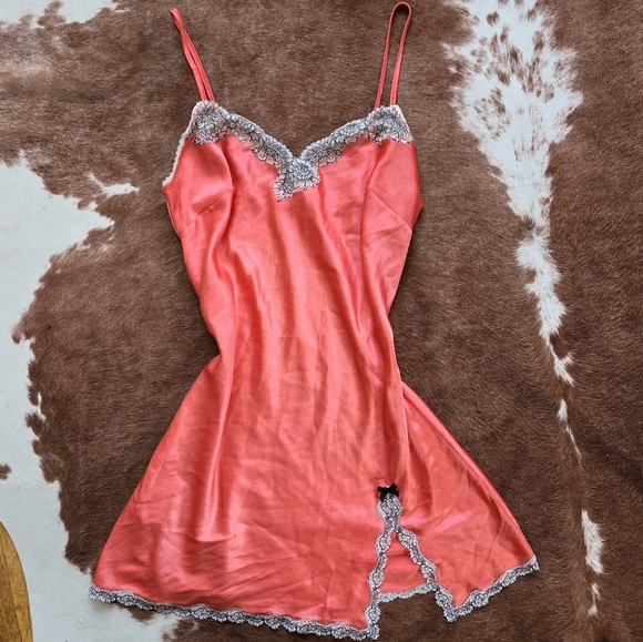 Victoria Secret Coral Pink Lace Satin Slip Chemise Dress~ RARE - Picture 8 of 8